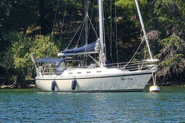 36-ft-CS-1980-36 Traditional-Wind Song Midland Ontario Canada  yacht for sale