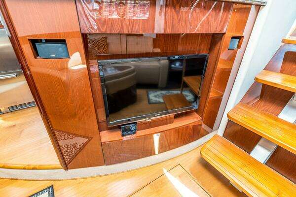 Sea Ray 610 SUNDANCER Yacht For Sale