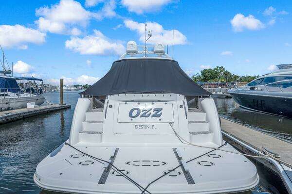 Sea Ray 610 SUNDANCER Yacht For Sale