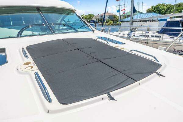 Sea Ray 610 SUNDANCER Yacht For Sale