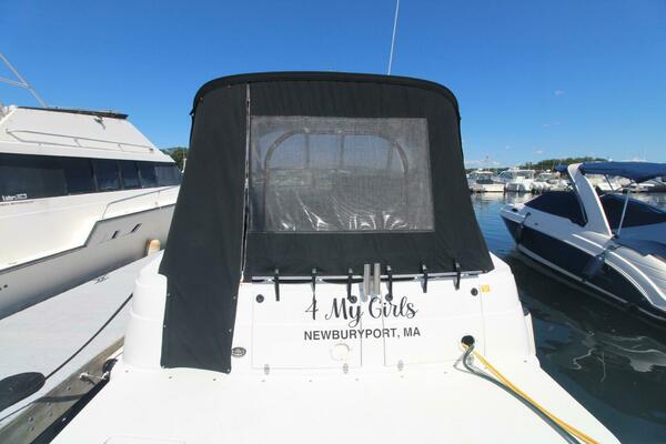 34ft Four Winns Yacht For Sale