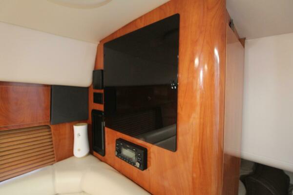 34ft Four Winns Yacht For Sale