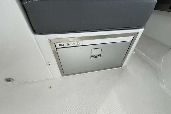 Galeon 500 FLY Yacht For Sale