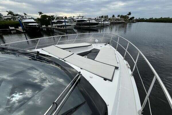 Galeon 500 FLY Yacht For Sale