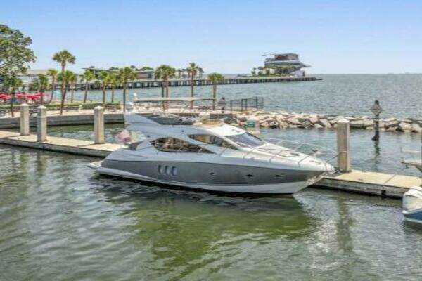52-ft-Sunseeker-2009-52 Manhattan-Cheers-Saint Petersburg Florida United States yacht for sale