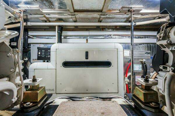 Carver  Yacht For Sale