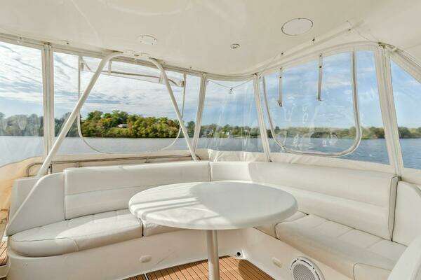 Carver  Yacht For Sale