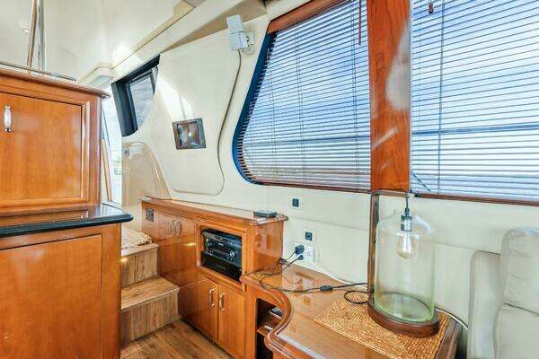 Carver  Yacht For Sale