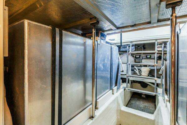 Carver  Yacht For Sale