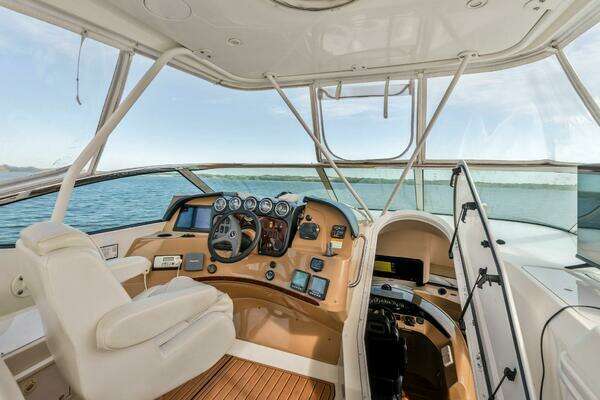 Carver  Yacht For Sale