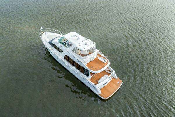 Carver  Yacht For Sale