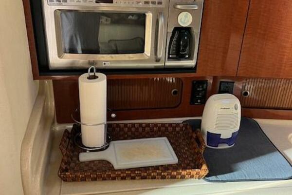 32ft Sea Ray Yacht For Sale