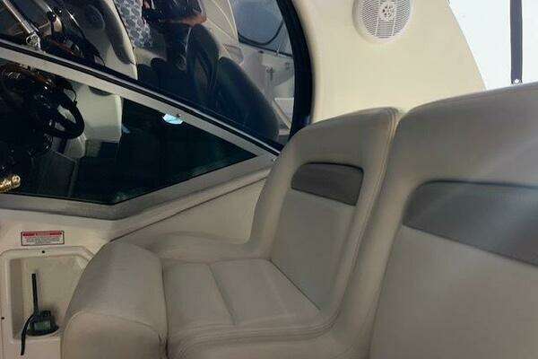 Sea Ray 320 Sundancer Yacht For Sale