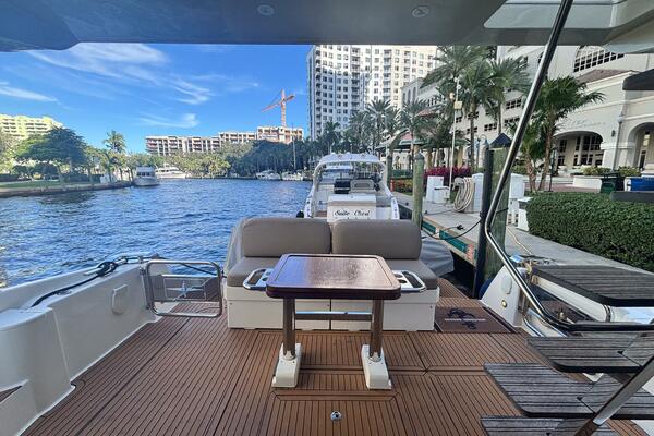 42ft Bavaria Yacht For Sale