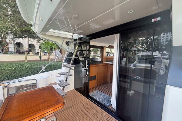 42ft Bavaria Yacht For Sale