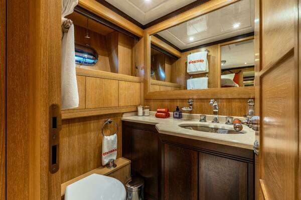 Overmarine Mangusta 108 Yacht For Sale