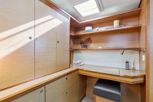 56ft Lagoon Yacht For Sale 56ft Lagoon Yacht For Sale