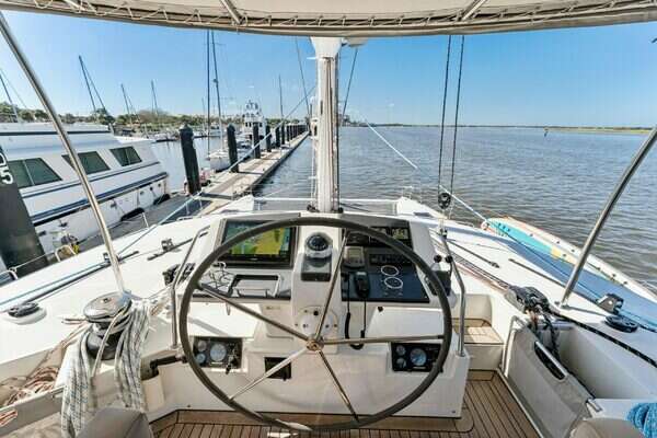 Lagoon  Yacht For Sale