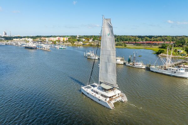 56ft Lagoon Yacht For Sale 56ft Lagoon Yacht For Sale