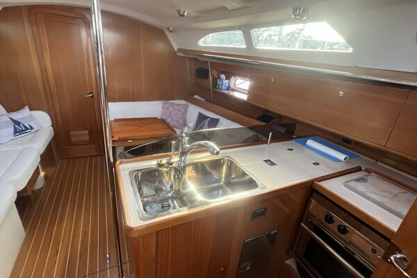 Selah 35ft Catalina Yacht For Sale