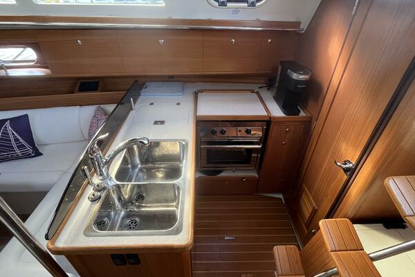 Selah 35ft Catalina Yacht For Sale