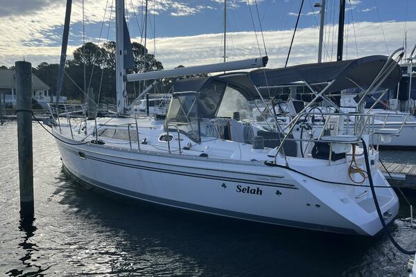 Selah 35ft Catalina Yacht For Sale