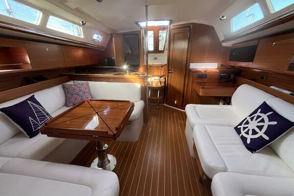 Selah 35ft Catalina Yacht For Sale