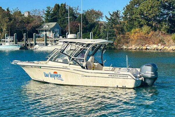 Photo of the 2016 Grady-White 255 Freedom "DAY TRIPPER"