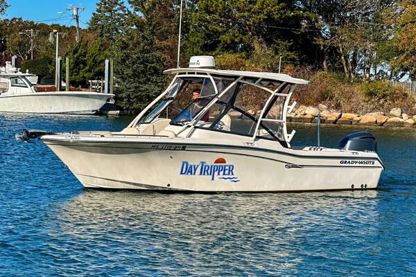 DAY TRIPPER 25ft Grady White Yacht For Sale