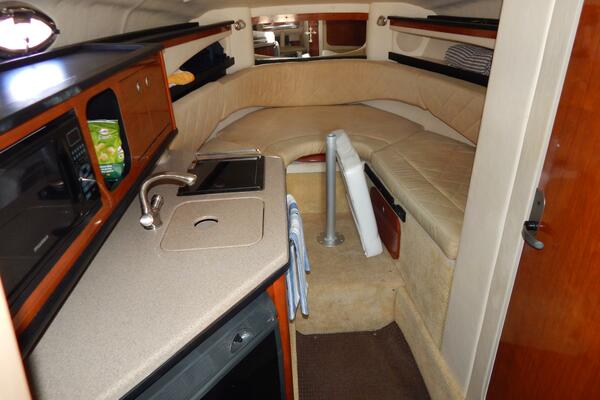 Hammered 26ft Sea Ray Yacht For Sale