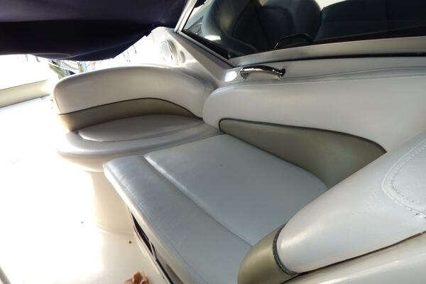 Hammered 26ft Sea Ray Yacht For Sale