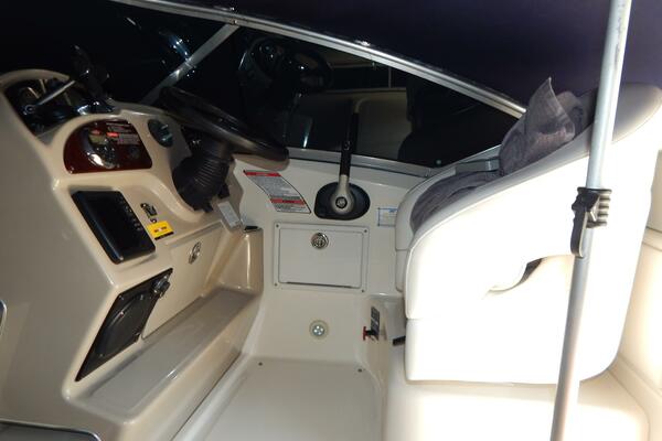 Hammered 26ft Sea Ray Yacht For Sale