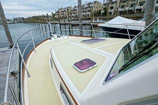 Sabre 34 Express Yacht For Sale