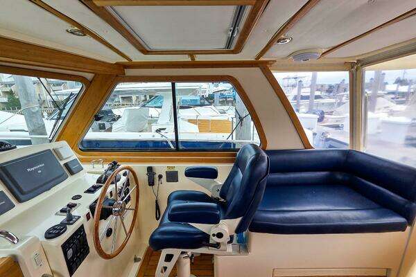 Sabre 34 Express Yacht For Sale