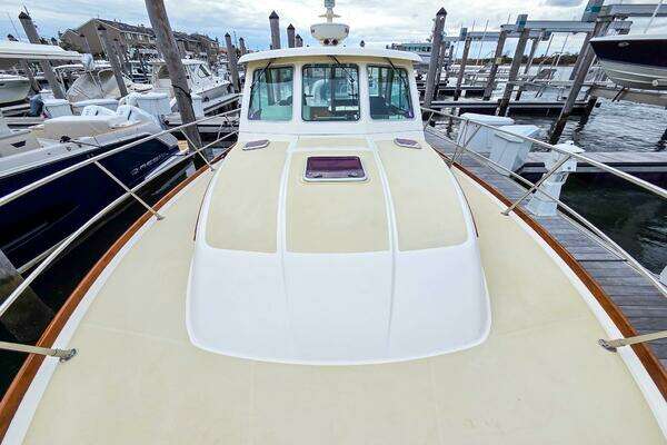 Sabre 34 Express Yacht For Sale