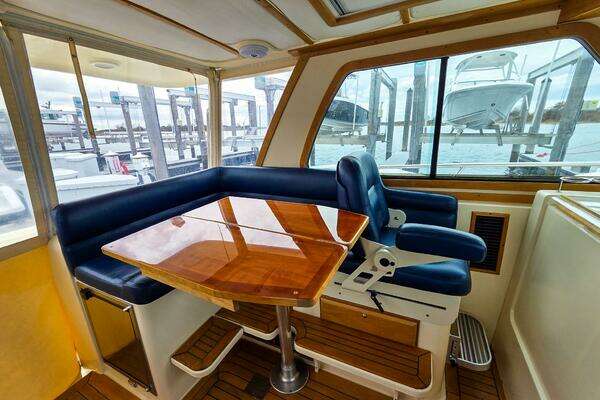 Sabre 34 Express Yacht For Sale