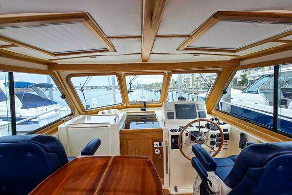 Sabre 34 Express Yacht For Sale