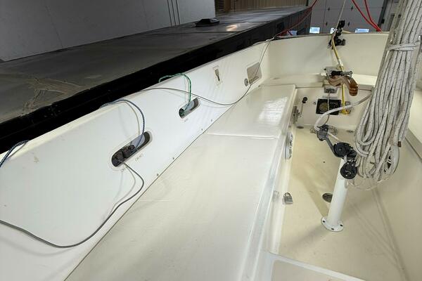 25ft W D  Schock Yacht For Sale