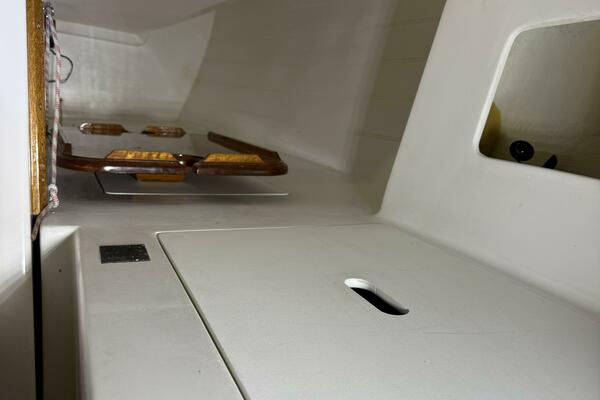 25ft W D  Schock Yacht For Sale