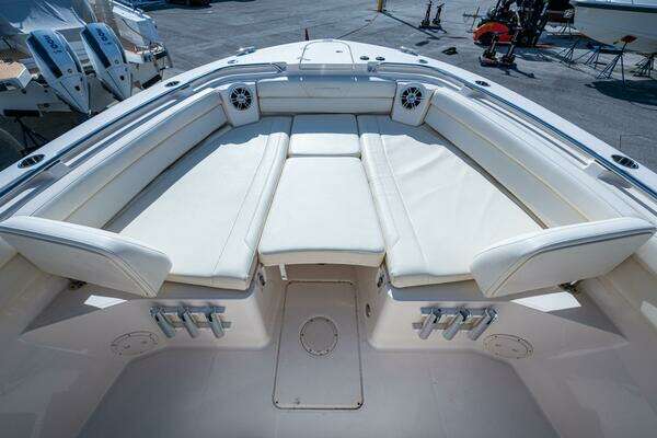 Grady-White Canyon 326 Yacht For Sale