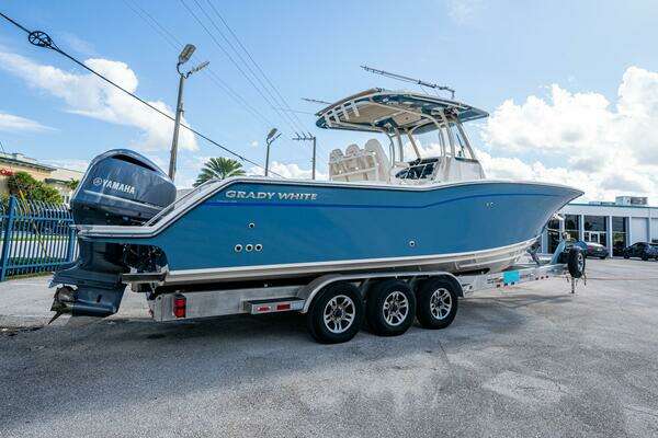 33-ft-Grady-White-2020-Canyon 326-ROI North Palm Beach Florida United States  yacht for sale 33-ft-Grady-White-2020-Canyon 326-ROI North Palm Beach Florida United States  yacht for sale