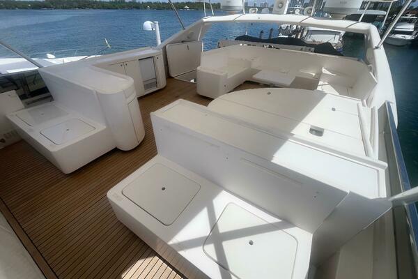 75ft Rizzardi Yacht For Sale