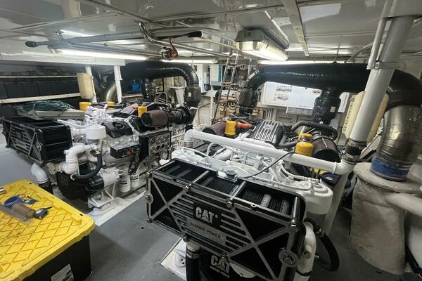 75ft Rizzardi Yacht For Sale