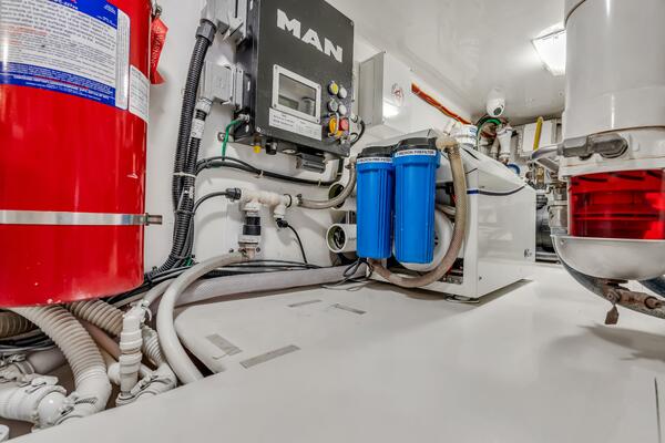 Amore Mia 46ft Viking Yacht For Sale