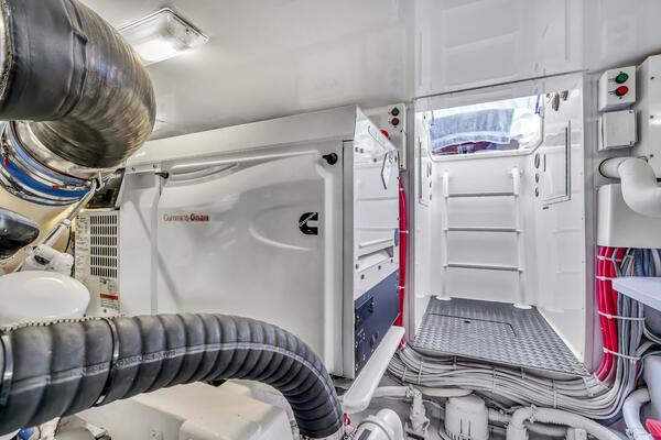 Amore Mia 46ft Viking Yacht For Sale