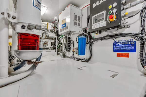 Amore Mia 46ft Viking Yacht For Sale