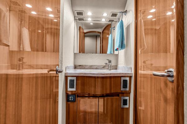 Amore Mia 46ft Viking Yacht For Sale