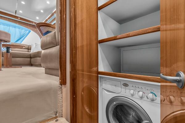 Amore Mia 46ft Viking Yacht For Sale