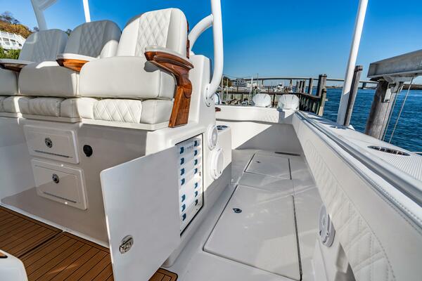 43ft Front Runner Yacht For Sale