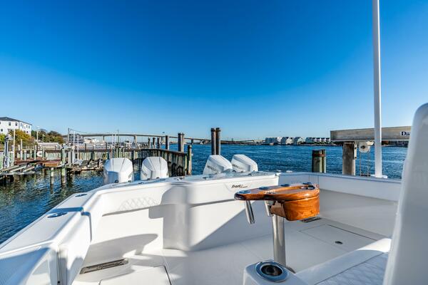 43ft Front Runner Yacht For Sale